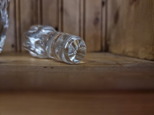 Vintage Royal Doulton Cut Crystal Glass Decanter Pointed Stopper 30cm Tall VGC - Picture 5 of 8