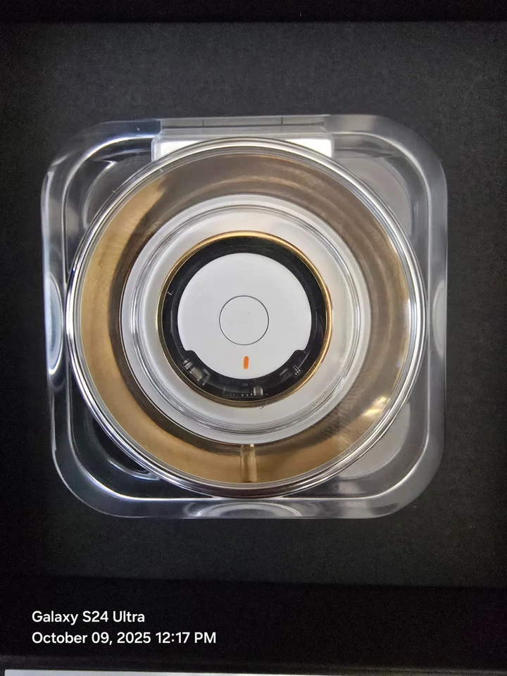 Samsung Galaxy Ring Titanium Gold SM-Q507 Bluetooth Smart Ring Size 7 - Image 4 of 4