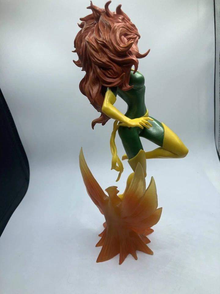 2018 Diamond Select Toys Gallery Phoenix 10” PVC Diorama Jean Cinza Marvel Sem Caixa - Imagem 4 de 4