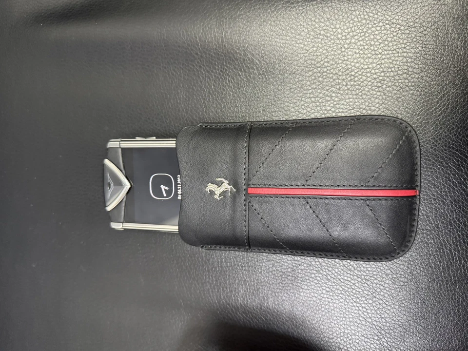 Original Vertu Constellation T Ferrari🔥 Limited Foto 3 de 4
