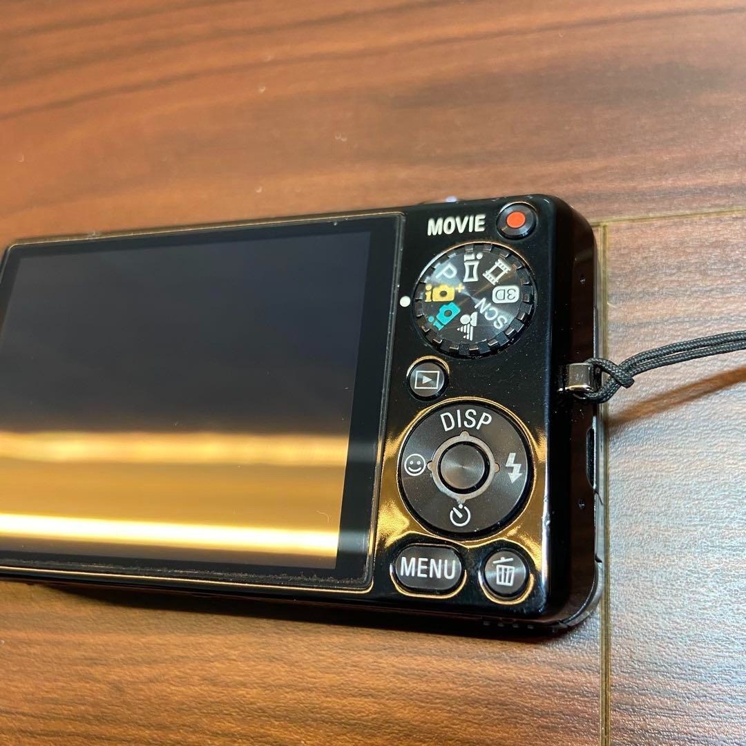 Sony Cyber-shot DSC-WX5 12.2MP Digital Camera - Black for
