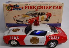 Vintage Taiyo Fire Chief Car C-703 Tin Japan Non-Working 