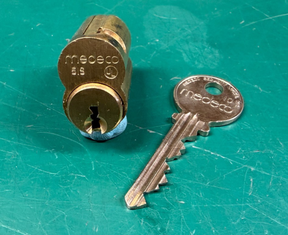 Medeco High Security 50 Series Brass Removable Padlock Cylinder - 10 Keyway