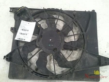 2013 Kia Sorento Radiator Cooling Fan Assembly