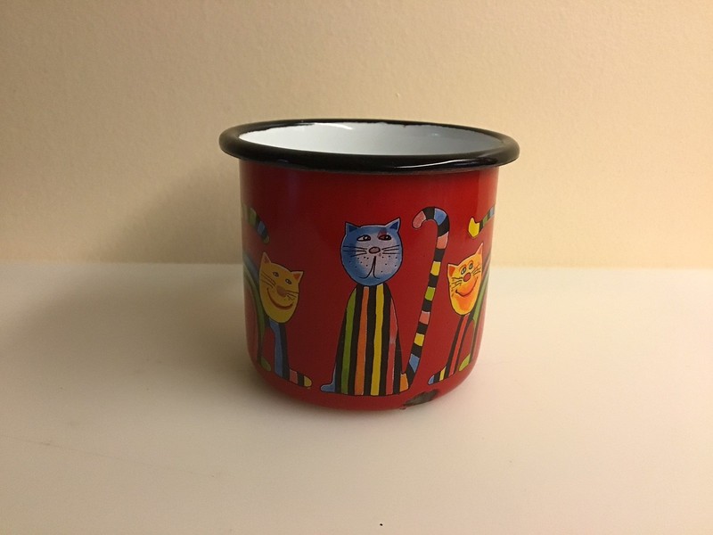 SMALTUM Czech Enamelware  12 oz. Cup, Cats On A Red, Pre- Owned
