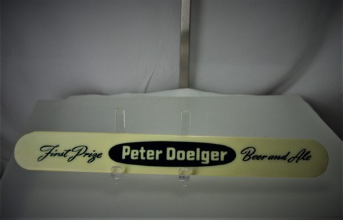 Vintage First Prize Peter Doelger Beer & Ale Foam Scraper Celluloid Great! - Picture 4 of 4