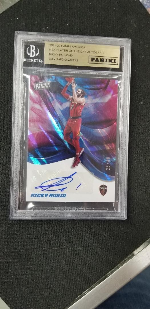 2021-22 Ricky Rubio NBA Player of Day Basketball Card Autograph 
