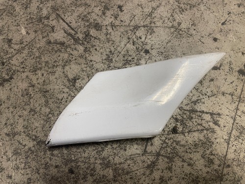 Kotflügelleiste hinten links VW Passat 35i weiß 3A0853535A