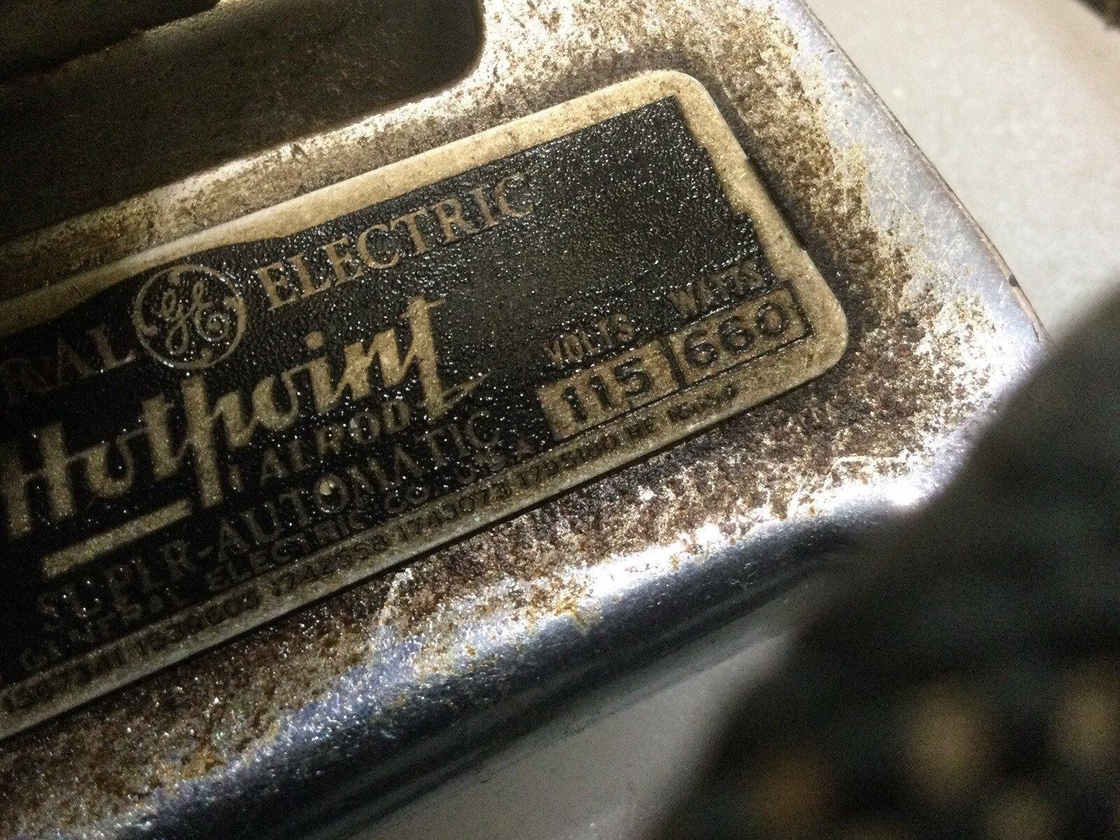 vintage 1950s sunbeam steam and dry iron S4 with box