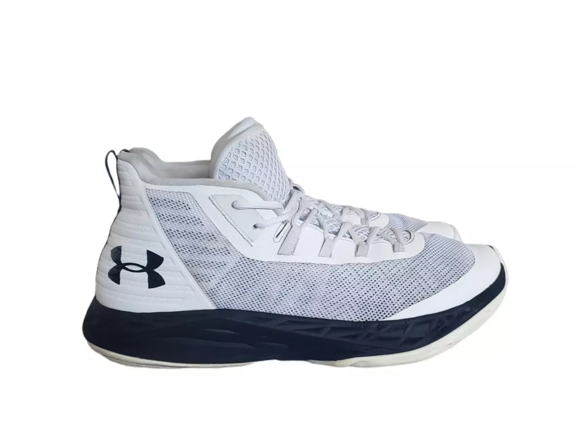 Ua jet mid basketball shoes deals