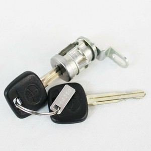 New OEM Toyota 07-13 Tundra Back Door Lock Cylinder & Key Set 69055