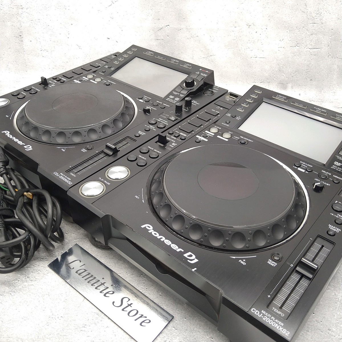 s-l1200.jpg s-l1200.jpg