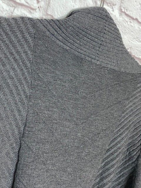 Foto 10 di 14