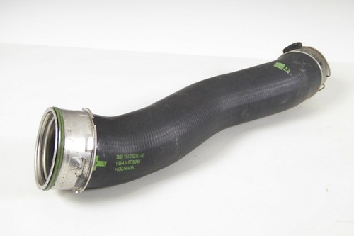 Ladeluftschlauch Turboschlauch Turbolader für BMW E88 E82 120d E90 E91 320d X1