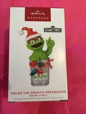 Hallmark Keepsake Ornament 2022 Oscar the Grouch Peekbuster Sesame Street new