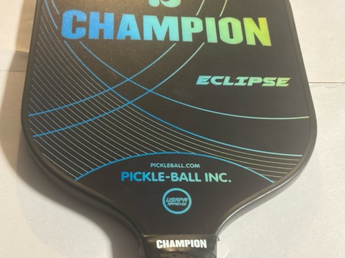 Champion Eclipse Graphite Pickleball Paddle | Nucleo a nido d'ape in polimero USAPA - Foto 6 di 7