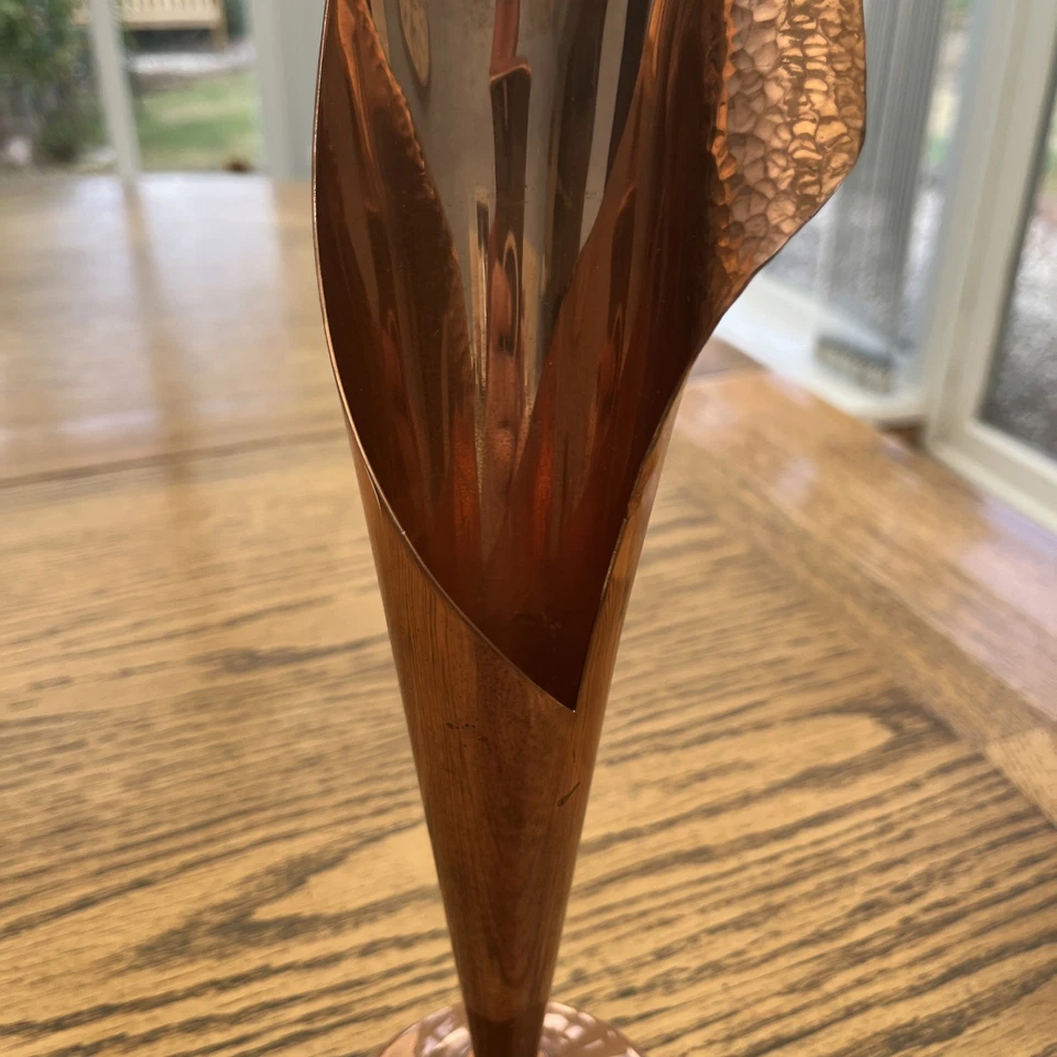 Art Nouveau Hand-Beaten Copper Calla Lily Vase - Image 4 of 4