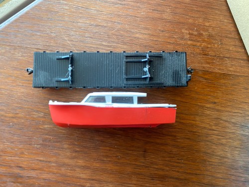 Coche plano Athearn 1353 escala HO 40' con kit de barco GM&O | Condition: Used