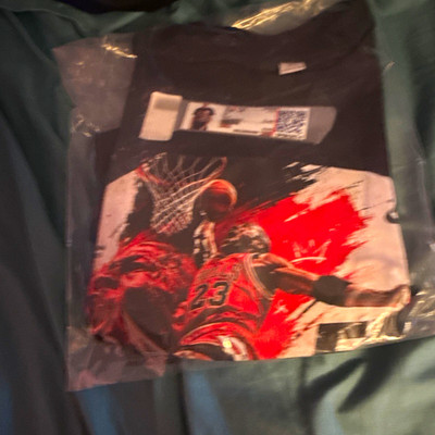 Men's Black ''Fly Above'' Basketball Graphic Print Crew Neck T-Shirt XL