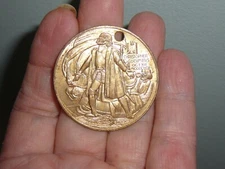 Vintage I.W. HARPER DISTILLING COMPANY, USA VINTAGE REPLICA GOLD MEDAL COIN