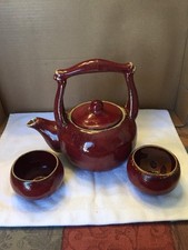 Vintage Pottery Teapot And 2 Cups Set