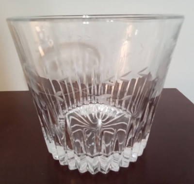 HEAVY VINTAGE PRINCESS HOUSE CLEAR CRYSTAL FLORAL ETCHED HERITAGE ICE BUCKET#874