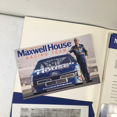Vintage 1992 NASCAR Sterling Marlin #22 Media Guide Rare Maxwell House Racing - Picture 2 of 8