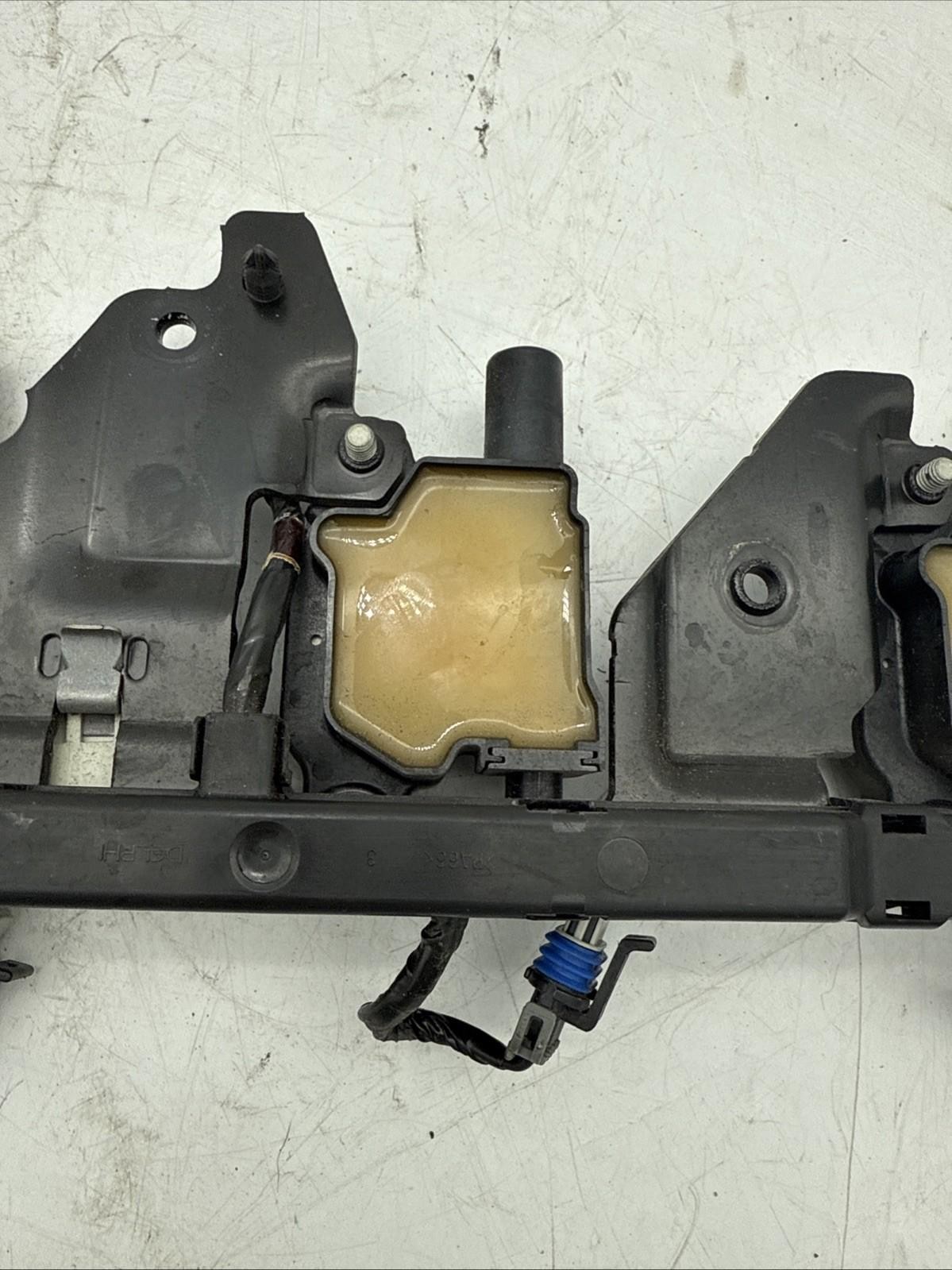 05-13 CORVETTE C6 6.0L V8 LEFT DRIVERS SIDE IGNITION COIL BRASKET ASSEMBLY OEM
