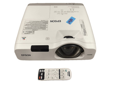 EPSON EB-530 Kurzdistanz 3200 Ansi Beamer - 100'' UKD 3980 Std. Heimkino