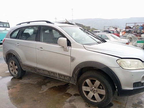 Cruscotto per CHEVROLET CAPTIVA 2.0 VCDI LT 2007 290112 - Foto 4 di 7