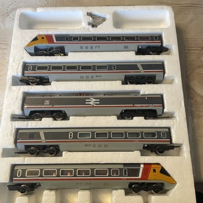 Hornby R794 BR Class 370 Inter City APT Advanced Passenger Train Black Front