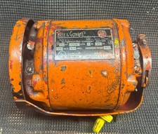 VINTAGE BELL & GOSSETT 112-5-11 1/12 HP 1725 RPM 1.7 AMP ALTERNATING MOTOR