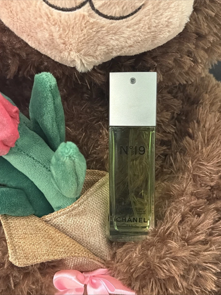 CHANEL Spray Women Chanel No 19 for sale | eBay