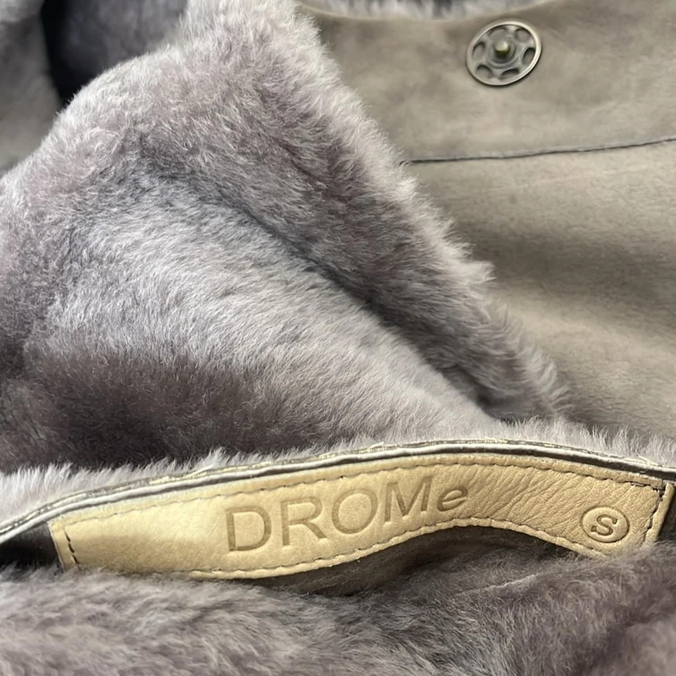 Auténtico abrigo para mujer DROMe - gris oscuro Foto 3 de 4