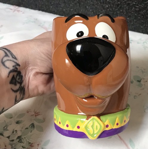SCOOBY DOO 4 1/4” CERAMIC MUG, SWISS COLONY, ORIGINAL W/BOX, RARE & HTF!!! - Picture 13 of 16