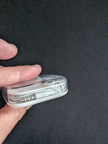 New Apple Corded Earphones For iPhones, iPad TESTED - Zdjęcie 5 z 5