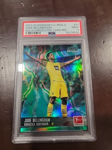 Jude Bellingham [Aqua Green Refractor] #31 2021 Stadium Club Chrome Bundesliga card