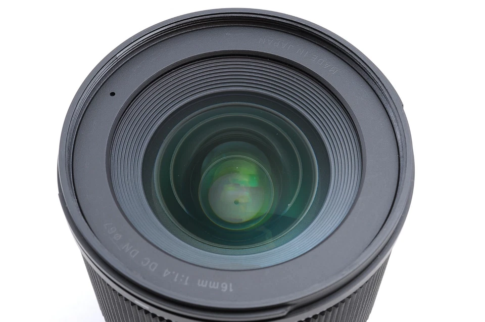 SIGMA 16mm F/1.4 DC DN Contemporary Lens for Sony E mount - Image 4 of 4
