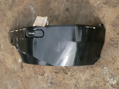 SUZUKI DF200 OUTBOARD MOTOR 200HP ENGINE LOWER SIDE COVER SUZUKI DF200 OUTBOARD MOTOR 200HP ENGINE LOWER SIDE COVER