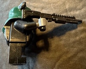 LEGO ORIGINAL AUTHENTIC STAR WARS 7956 TOKKAT EWOK MINIFIGURE GREEN w/WEAPON