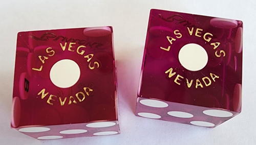 Binion's Casino Las Vegas Dados Púrpura Números de Serie Mezclados Casino Jugado - Imagen 3 de 4