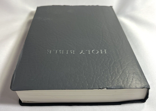 Holman HCSB Christian Holy Bible 2009 Charcoal Grey No - Picture 8 of 9
