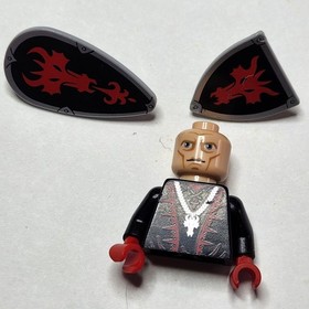 Lego Dragon Wizard BLACK MINIFIG TORSO Red Hands Castle 70403 2 Shields Accessor