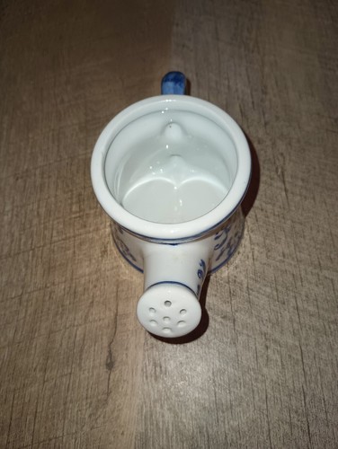 Vintage Glass Water Can - Picture 2 of 2