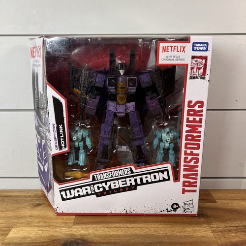 TRANSFORMERS WFC NETFLIX HOTLINK -WALMART EXCLUSIVE- NEW Ships Fast!