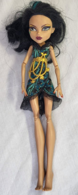 Mattel Monster High Cleo De Nile Doll 2008 Frights Camera Action Black Carpet