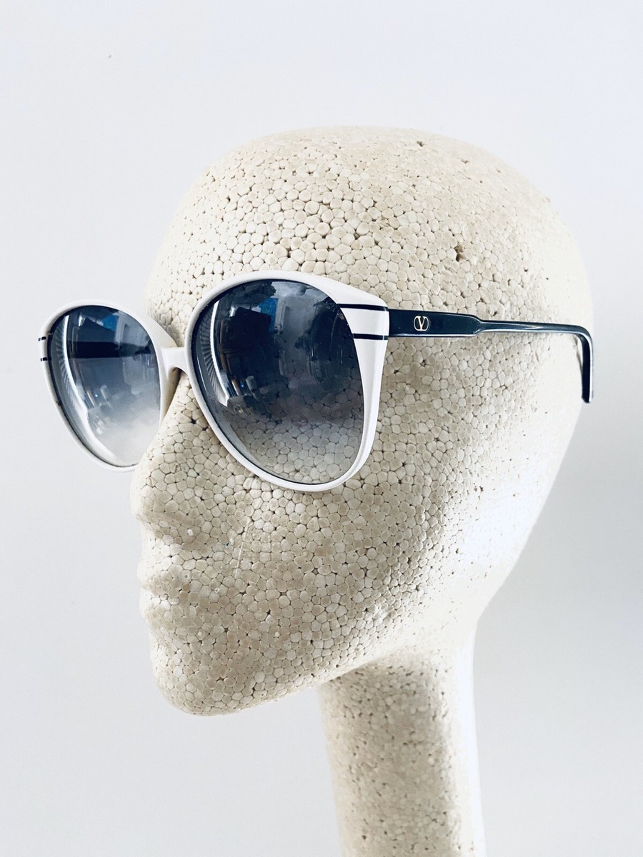 Vintage Valentino Oversized Round White w Black Temples  display picture 2