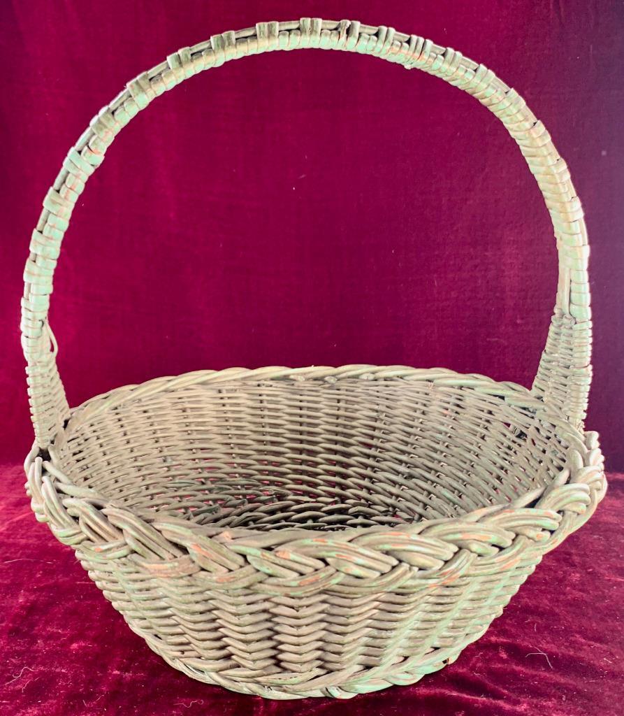 Basket Wicker Mint Green Gold Round 11.5 x 10.5 x 10.5 Vintage