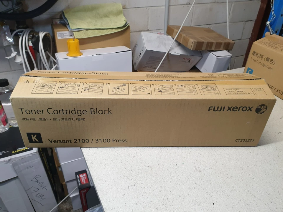 Genuine Xerox CT202225 Black Toner for Versant 2100 / 3100 See Photos - image 2 of 3