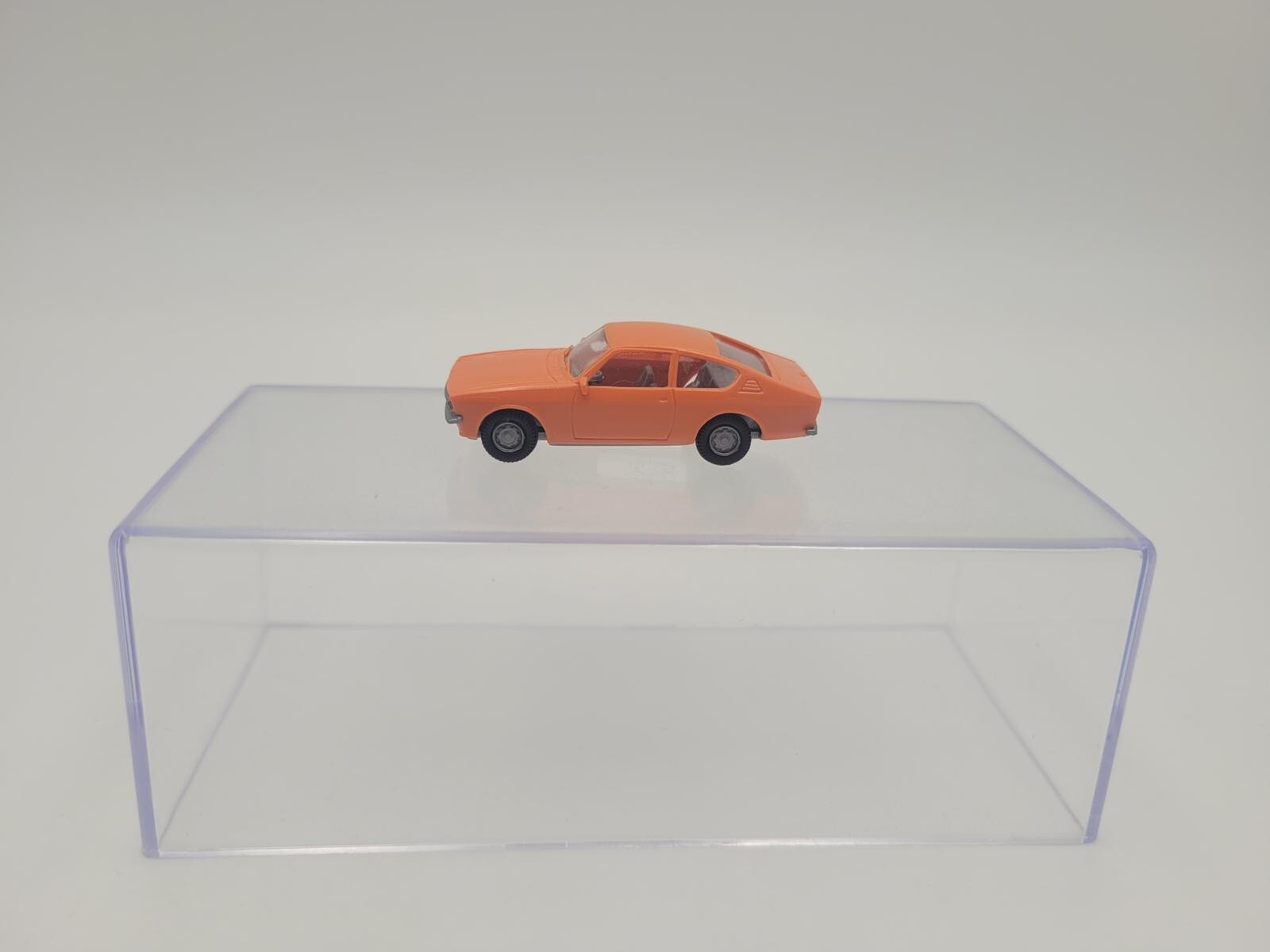 Foto 1 di 3